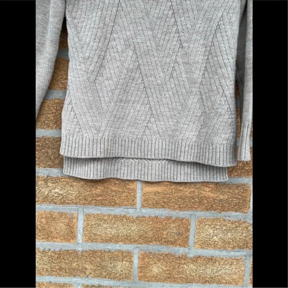 Vince.Traveling Ribbed Turtle Neck Sweater XS - Picture 6 of 12
